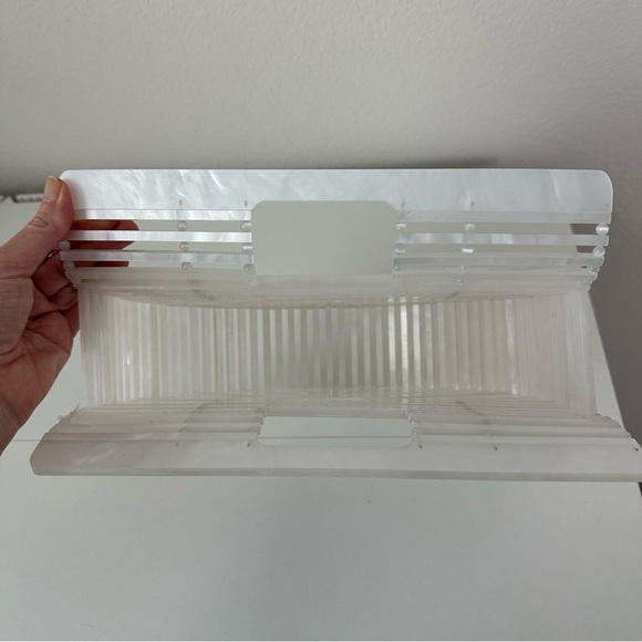 Cult Gaia White Pearl Arc Bag - Picture 4 of 6